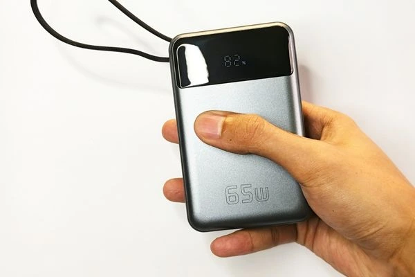 Power Bank Pieghevoli: Guida Smart alla Ricarica